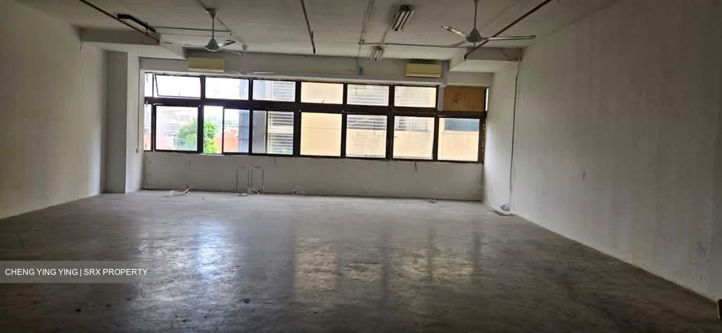 Lorong Bakar Batu (D13), Factory #563237781